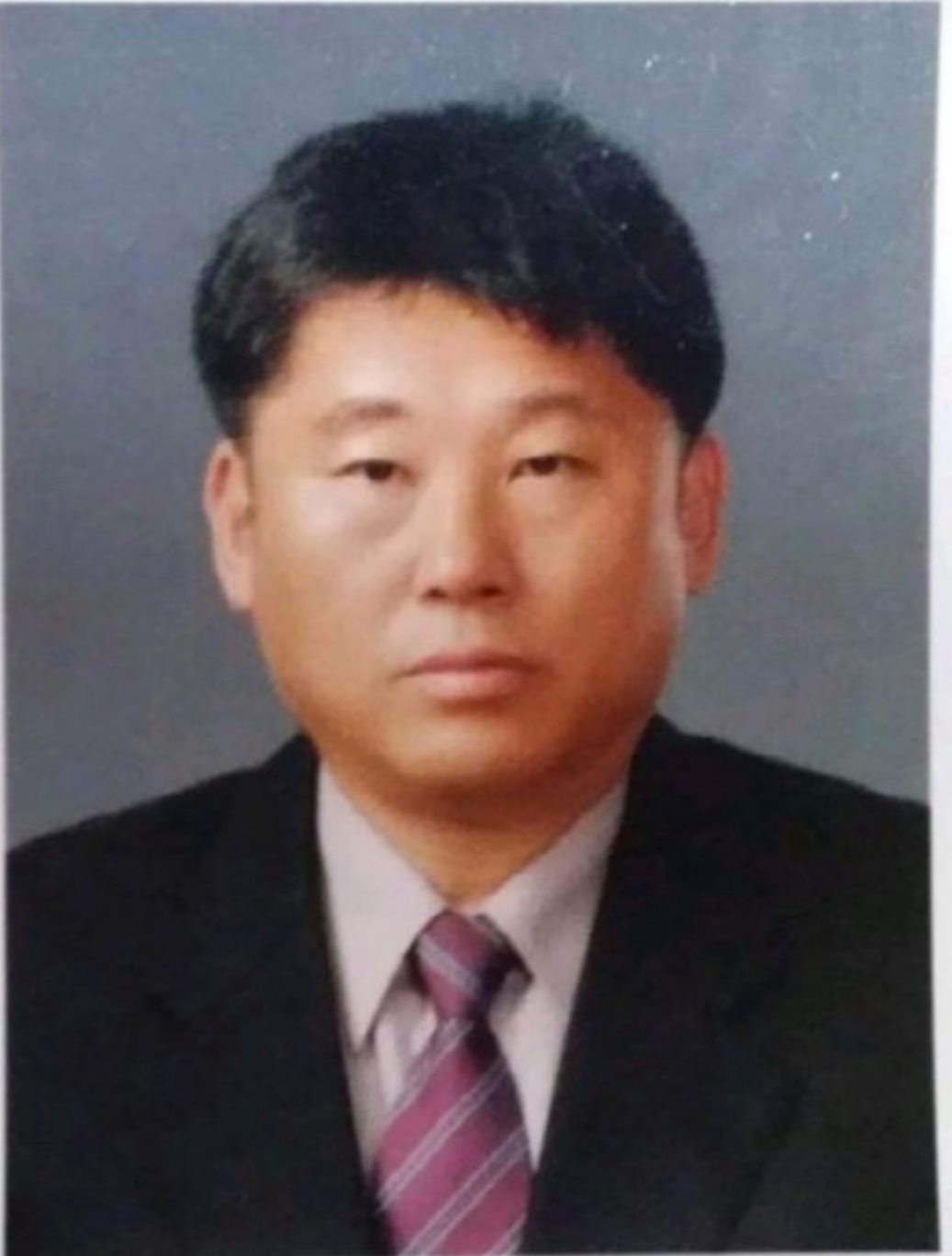 이 금 석 